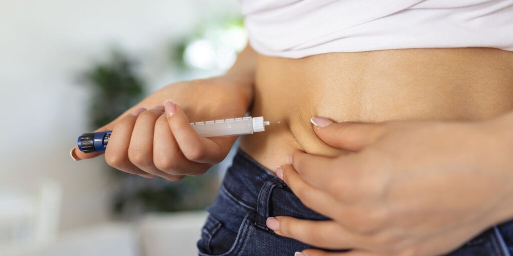 Anvisa reforça alerta sobre risco de pancreatite ligado a canetas emagrecedoras