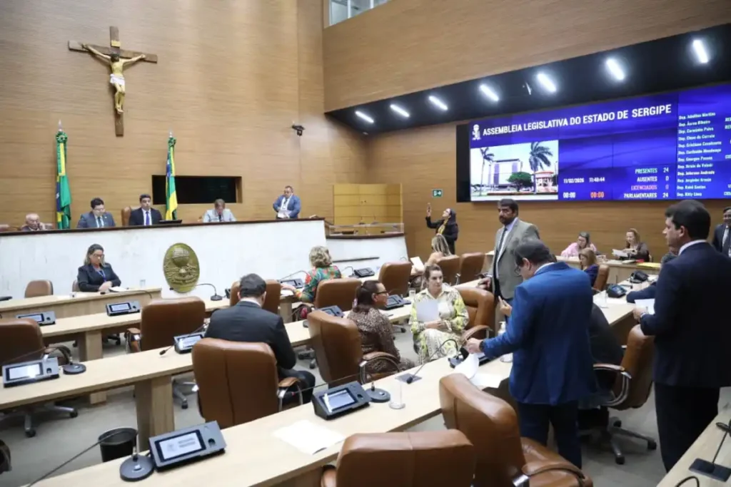 Alese aprova aumento de 6% nos vencimentos de servidores do Ministério Público de Sergipe