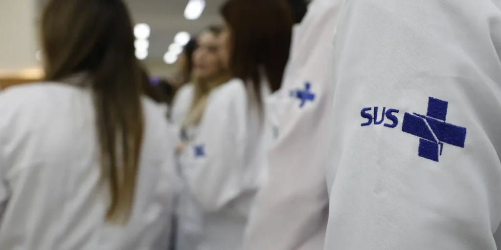 MEC fixa calendário nacional para matrículas em residências médicas