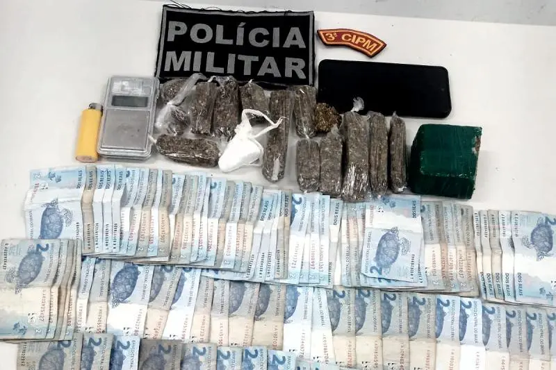 Polícia Militar fecha ponto de tráfico em Maruim e detém dois homens