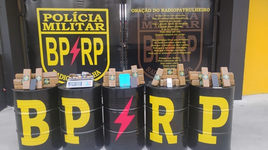 Mulher é flagrada com 34 kg de maconha e drogas sintéticas no Bugio