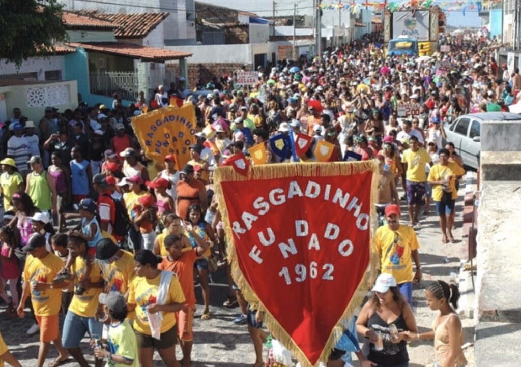 Crise no Rasgadinho: Artistas denunciam cancelamentos de shows em cima da hora