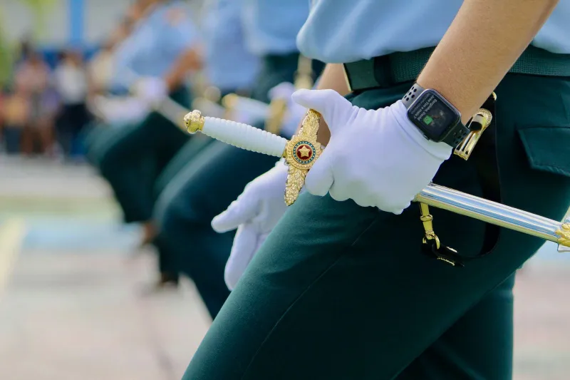 Polícia Militar de Sergipe entrega Espadim Tiradentes a cadetes do CFO/2025 em solenidade no CEI