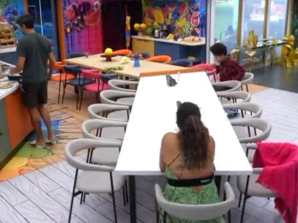 Climão no BBB26: Milena rejeita parabéns de Solange e reclama de falta de apoio
