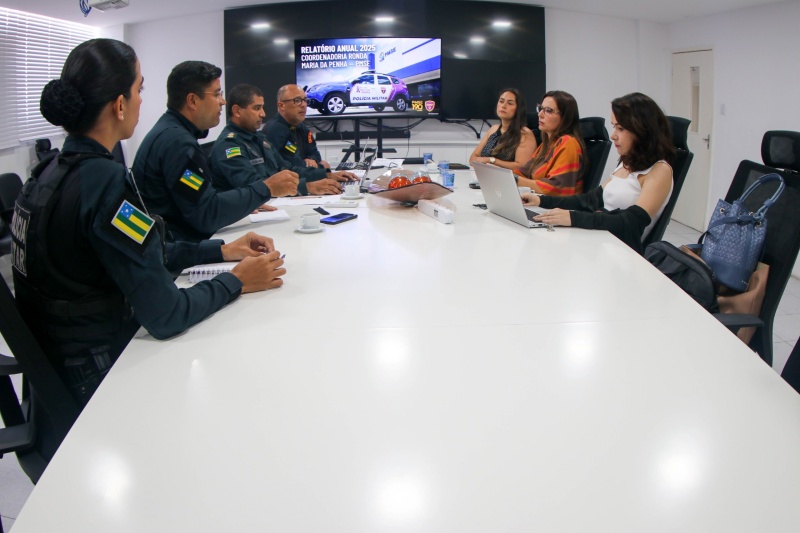 Juíza coordenadora da Controladoria da Mulher do TJSE visita Quartel do Comando Geral da PMSE