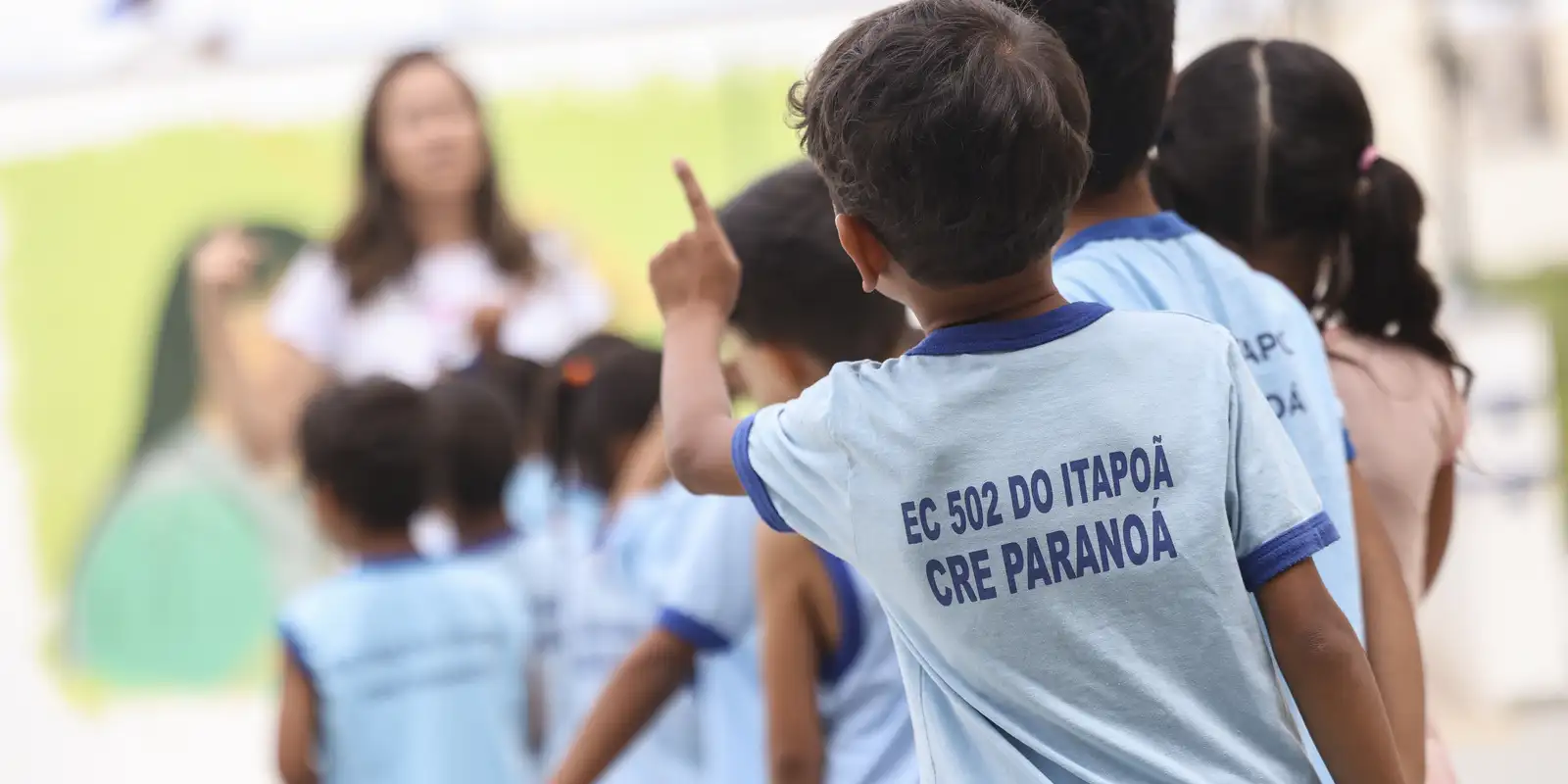 alunos escola mcamgo abr 26032025