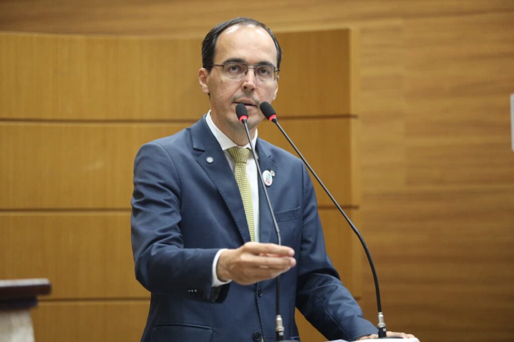 Georgeo apresenta projeto que institui a Política Estadual de Fomento ao Futebol Feminino