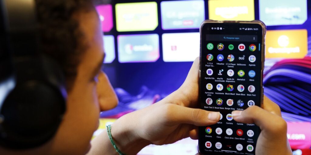 Governo revoga parte do aumento de imposto sobre smartphones e eletrônicos