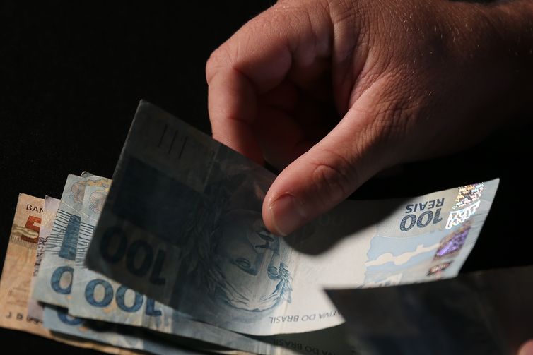 Brasileiros resgataram R$ 403,29 milhões esquecidos em bancos em janeiro