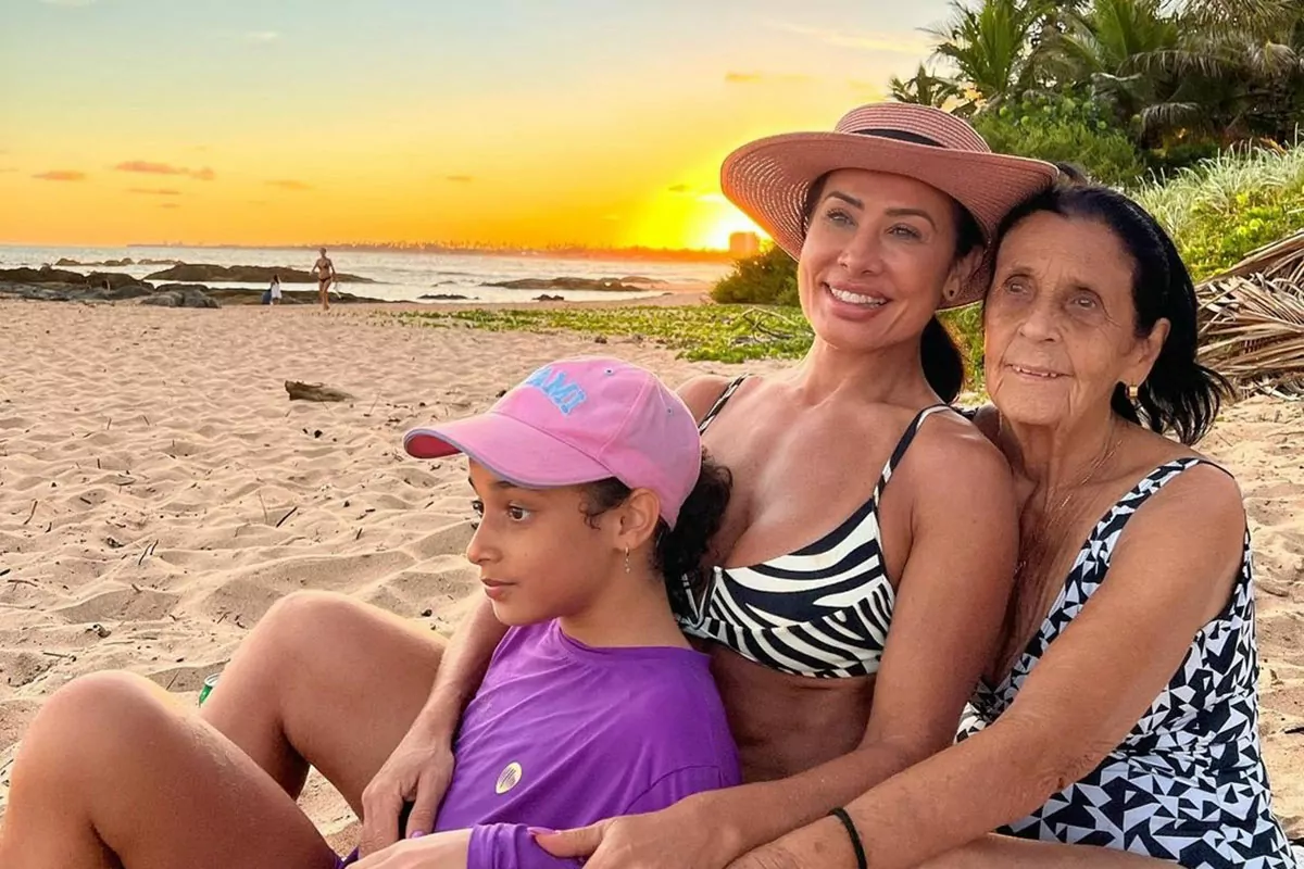 scheila carvalho mae e filha