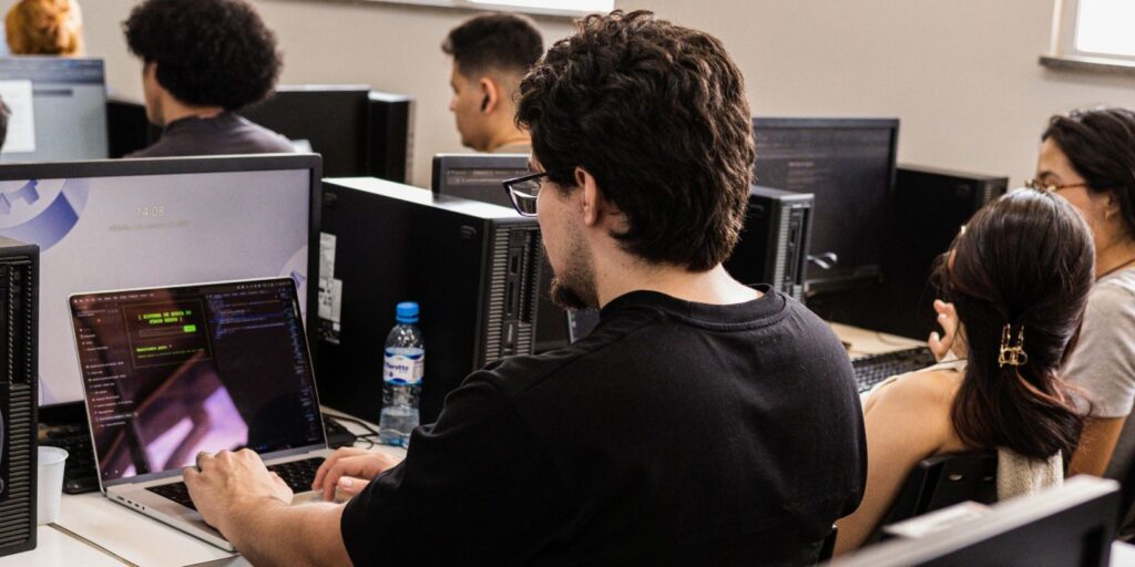 Hackers do Bem abre 25 mil vagas para formação em cibersegurança em 2026