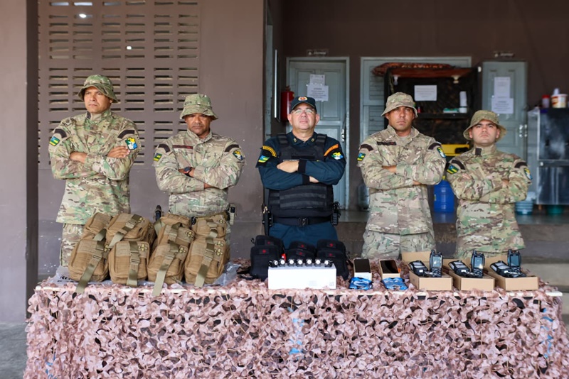 Polícia Militar entrega equipamentos operacionais ao Batalhão de Polícia de Caatinga
