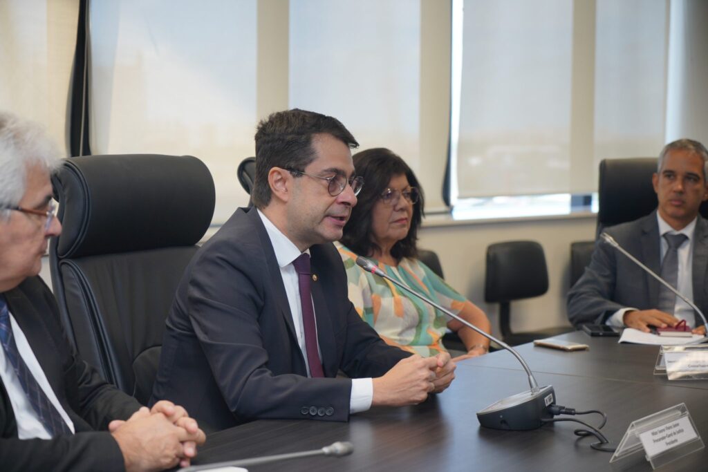 MPSE, TCE e MPC apresentam minuta de nota técnica sobre gastos com festividades a gestores e à Fames