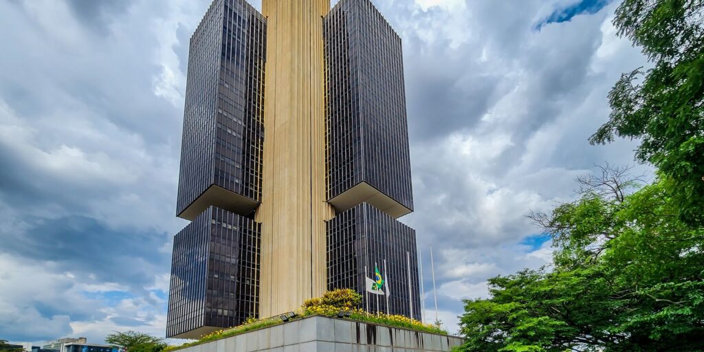Bancos poderão abater aportes antecipados ao FGC do compulsório
