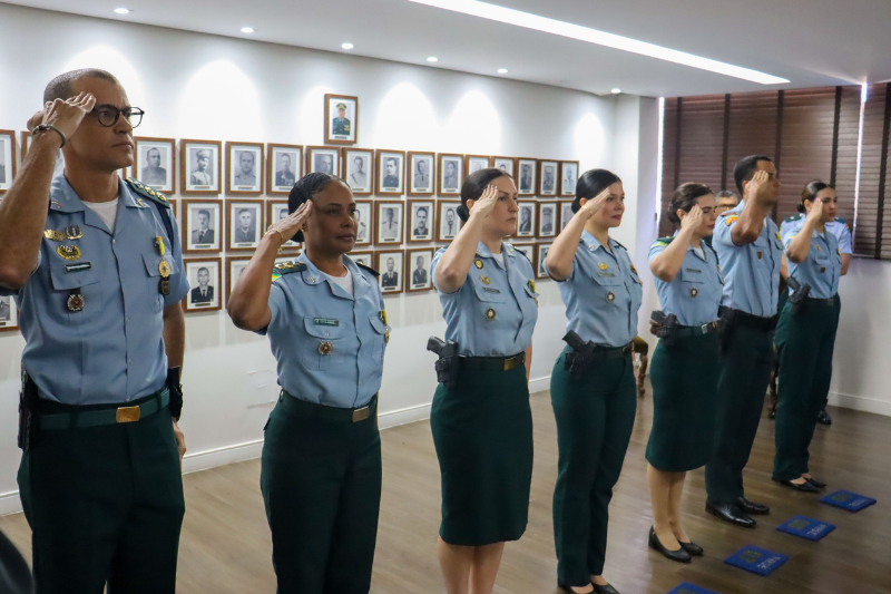 PMSE realiza solenidade de entrega de medalhas no Quartel do Comando-Geral