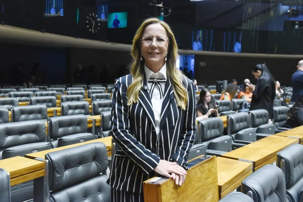 Deputada Katarina apresenta projeto de lei que institui Rota Turística “Caranguejo Sergipano”