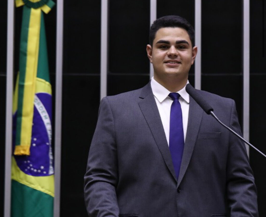 TSE marca julgamento presencial de processo que pode cassar mandato de Ícaro de Valmir