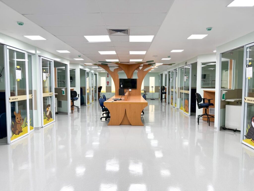 Hospital de Cirurgia inaugura UTI Pediátrica e reativa Serviço de Pediatria após 16 anos nesta quinta, 5