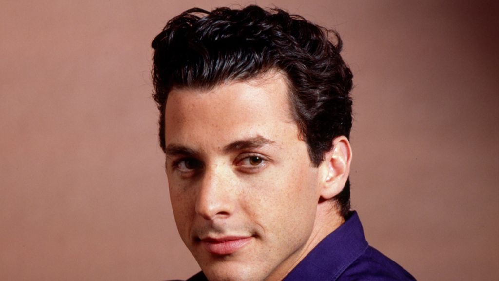 Luto na TV: Corey Parker, ator de ‘Will & Grace’, morre aos 60 anos após luta contra o câncer