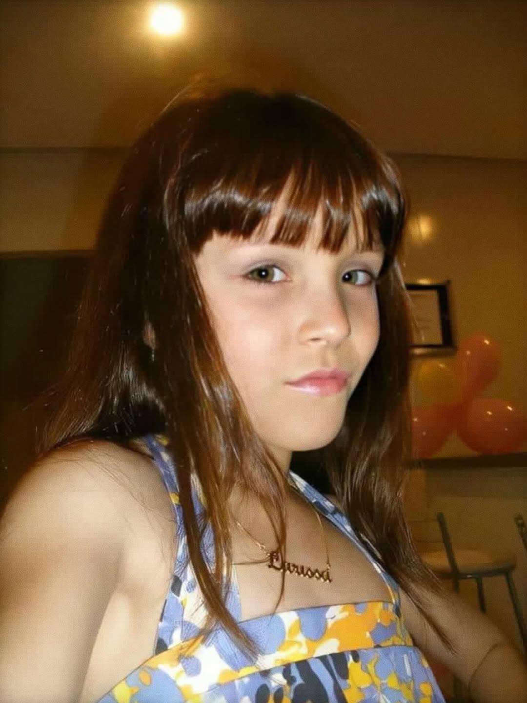 Unico mood possivel pra comemorar os 20 anos de Hannah Montana. Porque a dupla personalidade ja 2