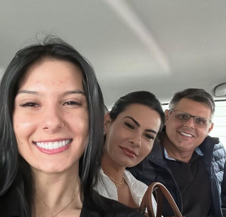 ana castela e os pais 4