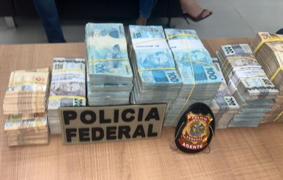 Polícia Federal apreende R$ 719 mil em espécie em Itabaiana (SE)
