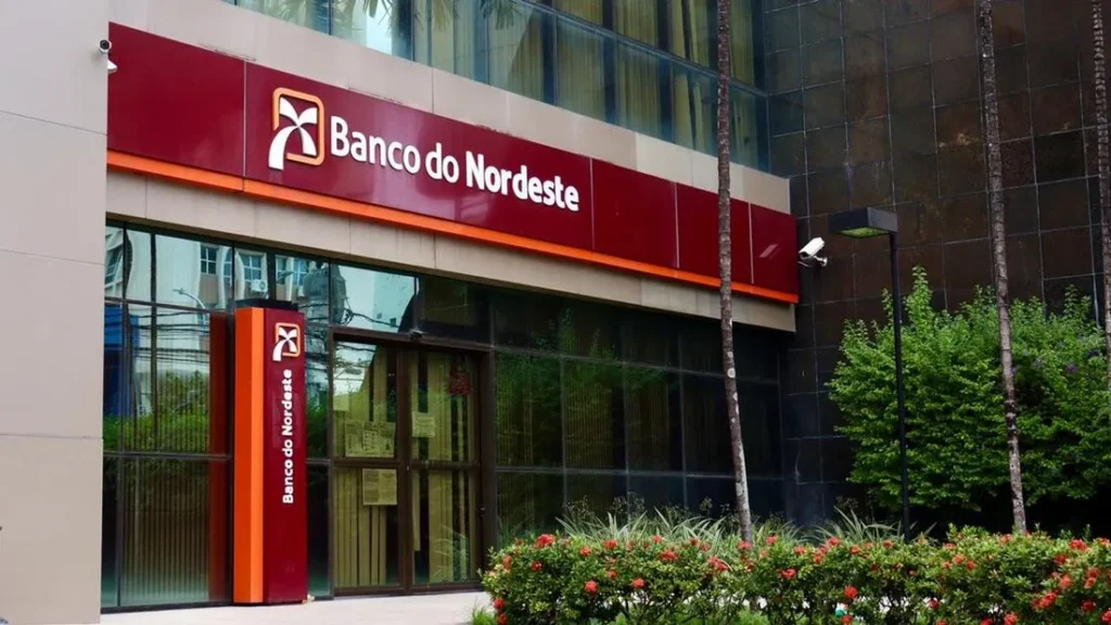 BNB oferece orientação financeira e acesso a crédito na Fesbell em Aracaju