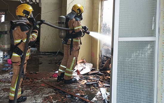 Incêndio atinge residência no bairro Santos Dumont, em Aracaju