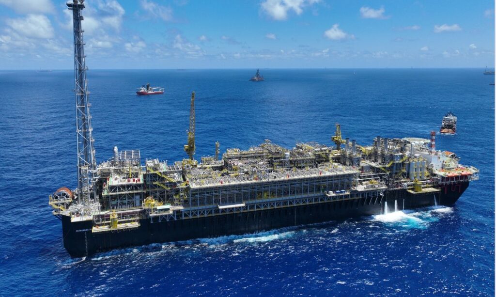 Petrobras recolheu R$ 277,6 bilhões em tributos e participações governamentais em 2025