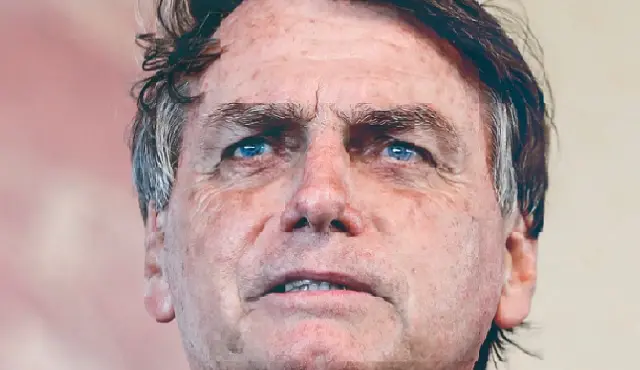 Bolsonaro deixa UTI e apresenta evolução positiva em tratamento de pneumonia