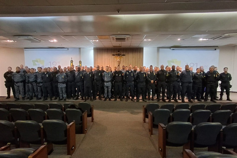 Comando Geral condecora policiais militares sergipanos em solenidade no TCE