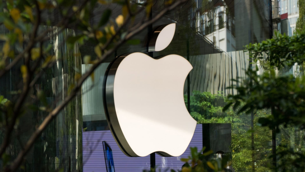 Guerra de Talentos: Apple contrata estrela do Google para liderar sua IA