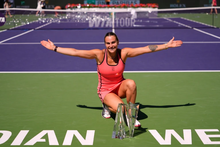 Sabalenka brilha em Miami: Bicampeã após vitória contundente sobre Gauff