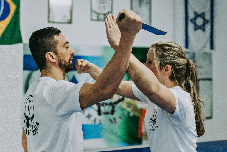 Krav Maga: Federação oferece treinos gratuitos de defesa pessoal para mulheres em Aracaju