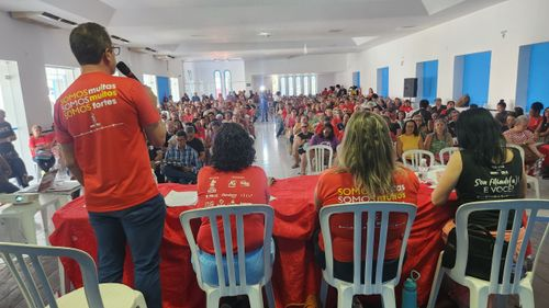 Professores da Rede Estadual de Sergipe iniciam greve por tempo indeterminado.