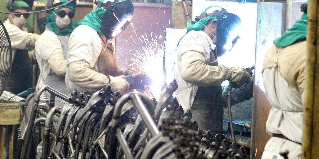 Indústria de máquinas e equipamentos inicia 2026 em ritmo mais lento