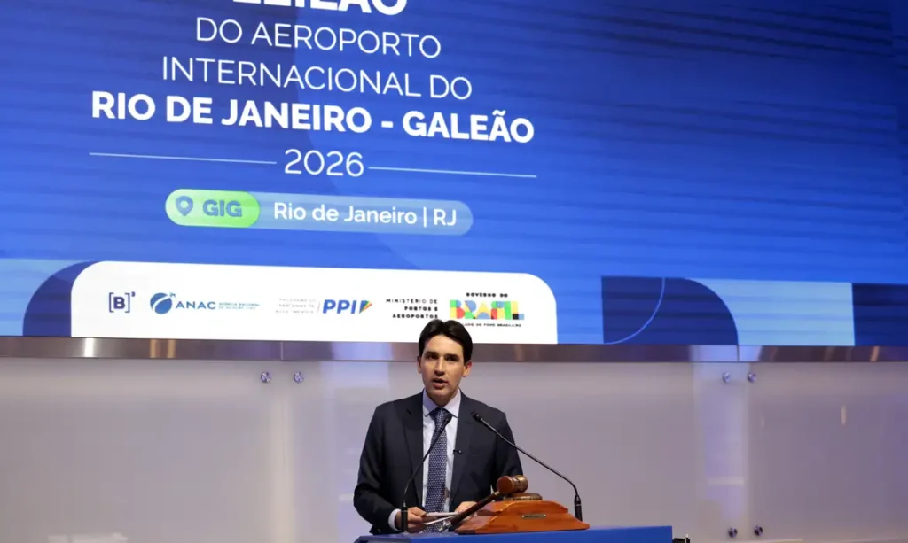Governo prevê leiloar Aeroporto de Brasília em novembro, diz ministro
