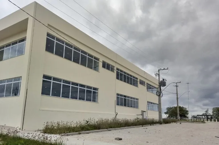 Justiça determina que União e IFS elaborem plano em 90 dias para regularizar Campus Poço Redondo