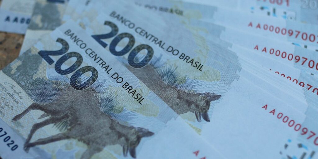 Bancos vão antecipar R$ 32,5 bilhões ao FGC até dia 25