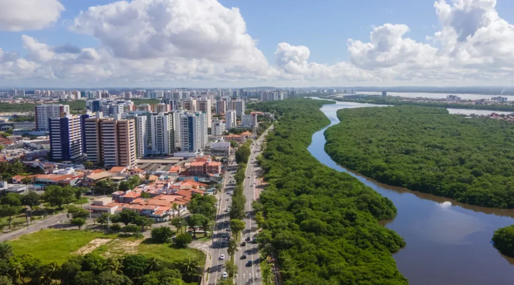 Governo de Sergipe destaca investimentos que transformaram Aracaju nos 171 anos da capital