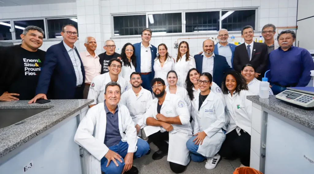 Ministro da Educação visita UFS em Sergipe e anuncia novos campi e reforço de investimentos