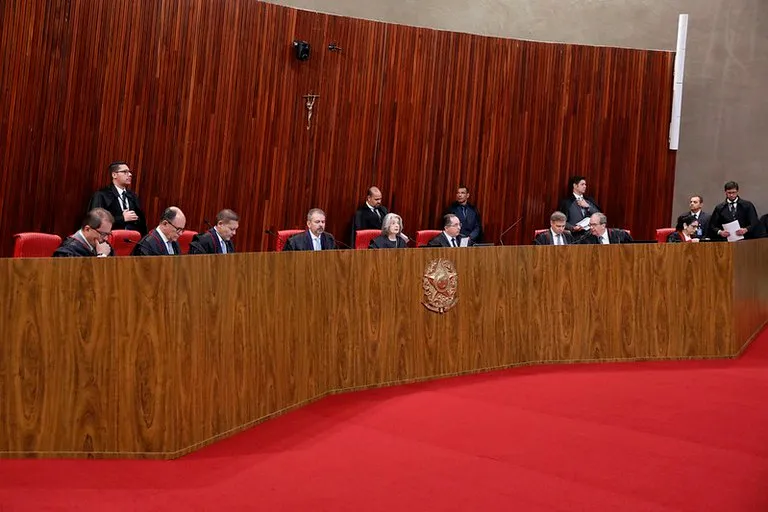 MP Eleitoral pede cassação do deputado Ícaro de Valmir por fraude à cota de gênero nas eleições de 2022