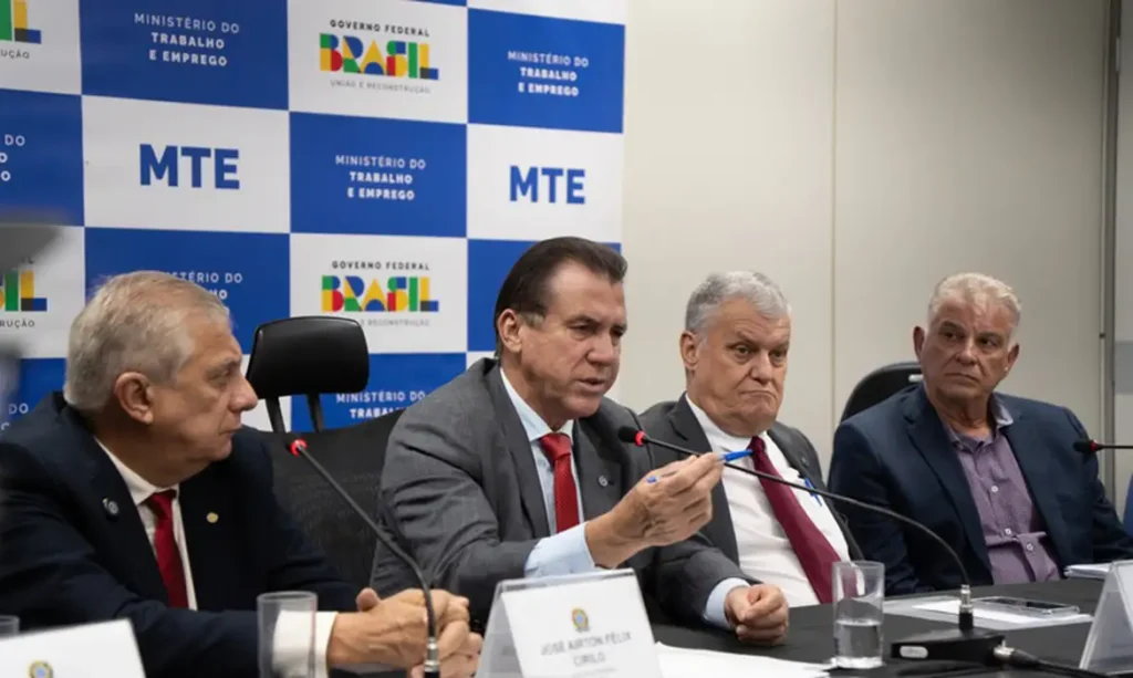 Taxistas pedem ao governo linha de crédito para renovação da frota