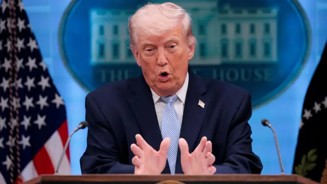 Trump ameaça tarifa de 50% a países que fornecerem armas ao Irã: “Não haverá exceções”