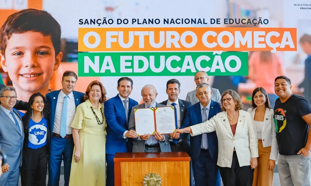 Especialistas consideram o novo Plano Nacional de Educação um marco para o país