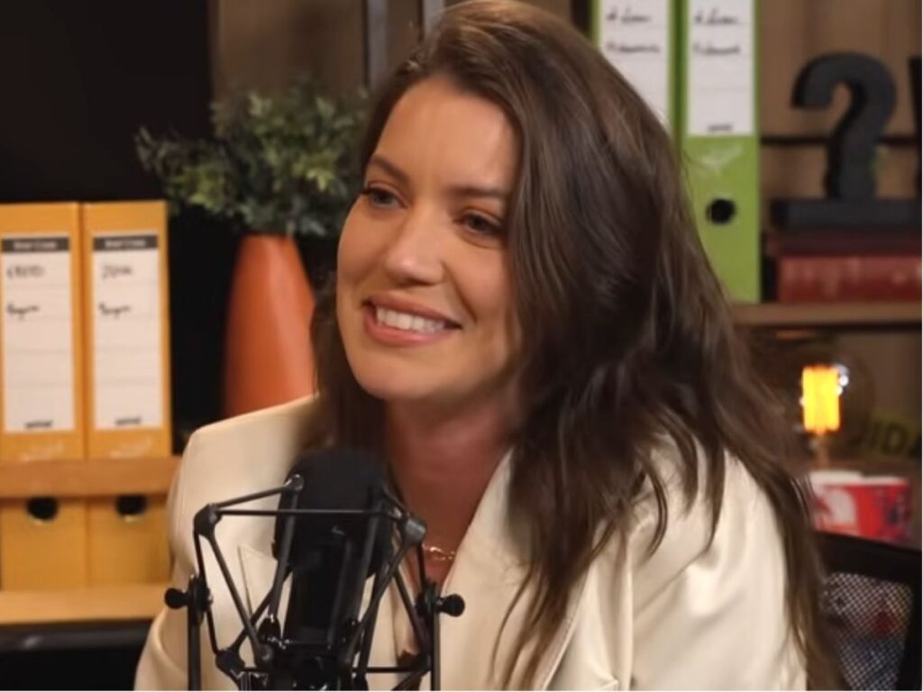 Nathalia Dill fala sobre retorno às novelas da Globo e descreve contracena com Tony Ramos