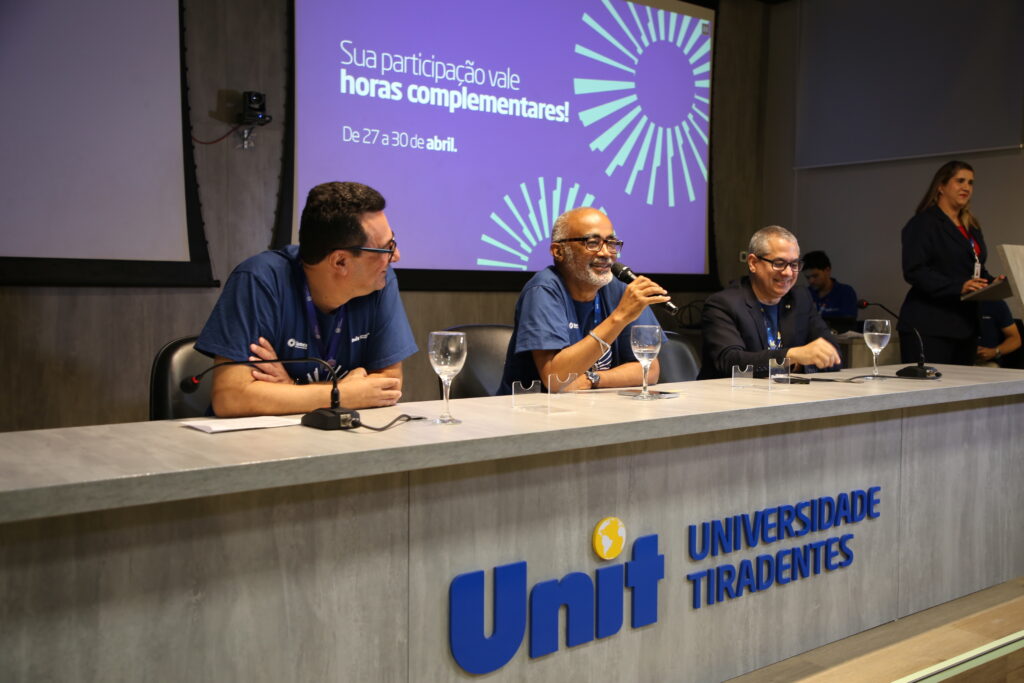 Evento universitário destaca projetos que transformam comunidades