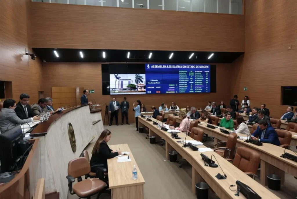 Alese aprova reajuste de 7% e estabelece novas regras de valorização para servidores de Sergipe