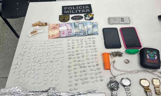 Radiopatrulha prende homem por tráfico de drogas em Nossa Senhora do Socorro