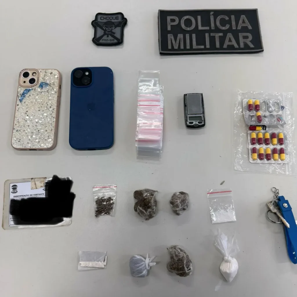 Batalhão de Choque apreende pacotes de maconha e balança de precisão em Nossa Senhora do Socorro